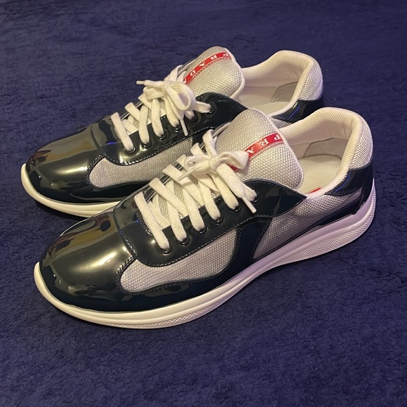 No box. Moms threw it out without knowing. Perfect condition. Only used once. - Picture 2 of 4